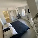 Дом отдыха Gaby & Tom 4 Etoiles *